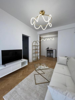 Bucharest City Center Apt Victoriei St